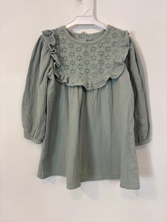 ORAS. Vestido verde bambula. T 18- 24 meses