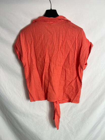 EMMÁ ELLA. Short-sleeved knotted blouse. TS/M