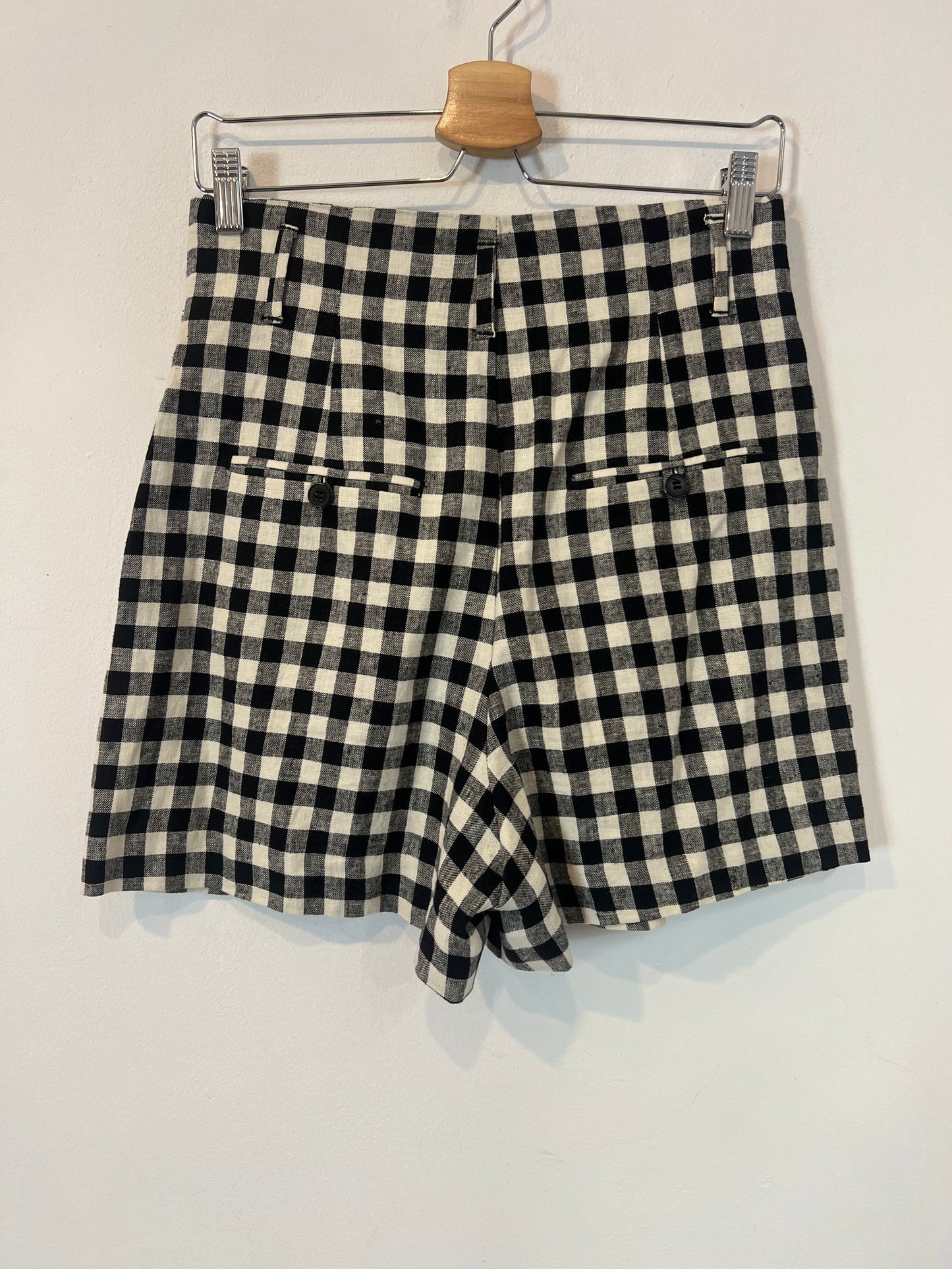 AMEÉ. Sleeveless fringed sweater S.(s)