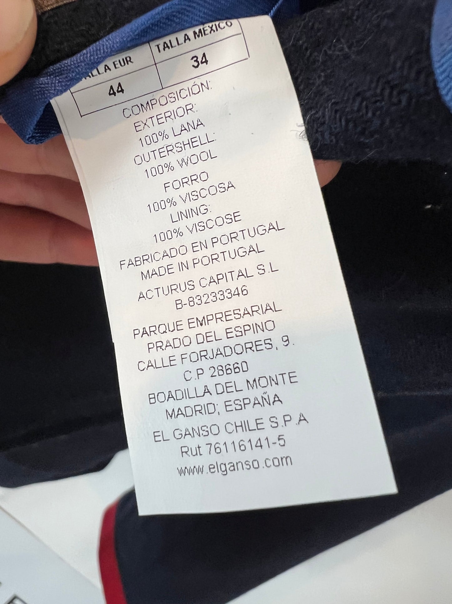 THE GOOSE. Blue wool blazer with red buttons. Size 44(L)