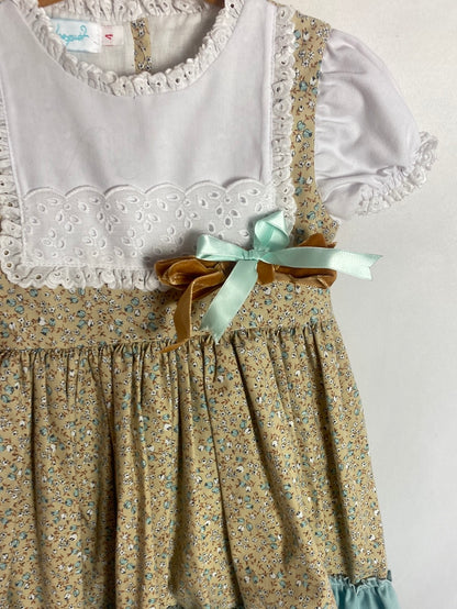 BELCOQUET. Floral dress with collar detail. Size 4 years.