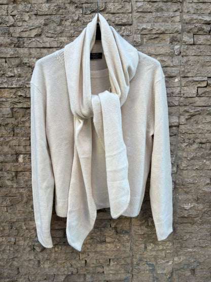 MASSIMO DUTTI. Jersey cashmere color crudo bufanda