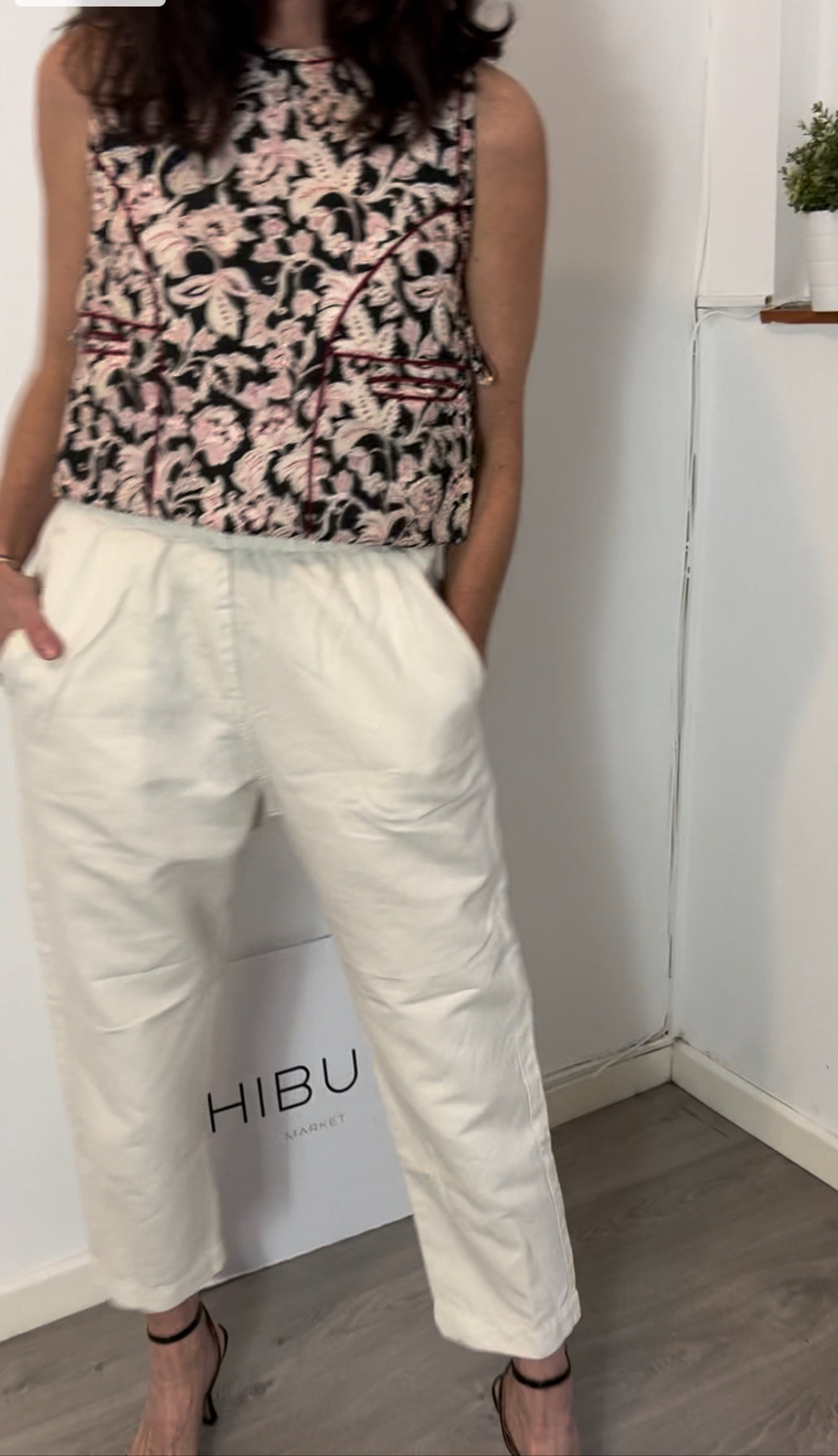 MASSCOB. Pantalón estilo jogger. T 36