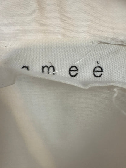 AMEÉ, White shirt with pocket. TS