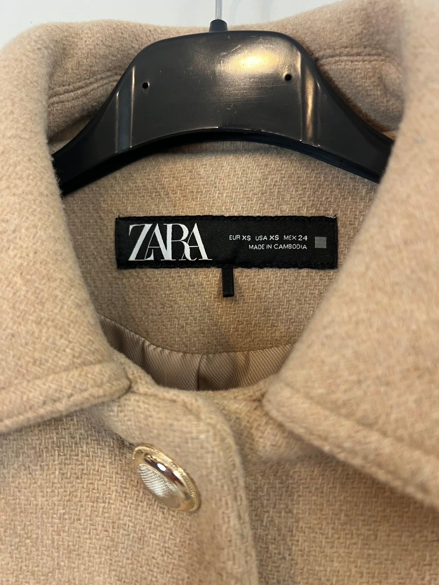 ZARA. Chaqueta beige con lana T.xs