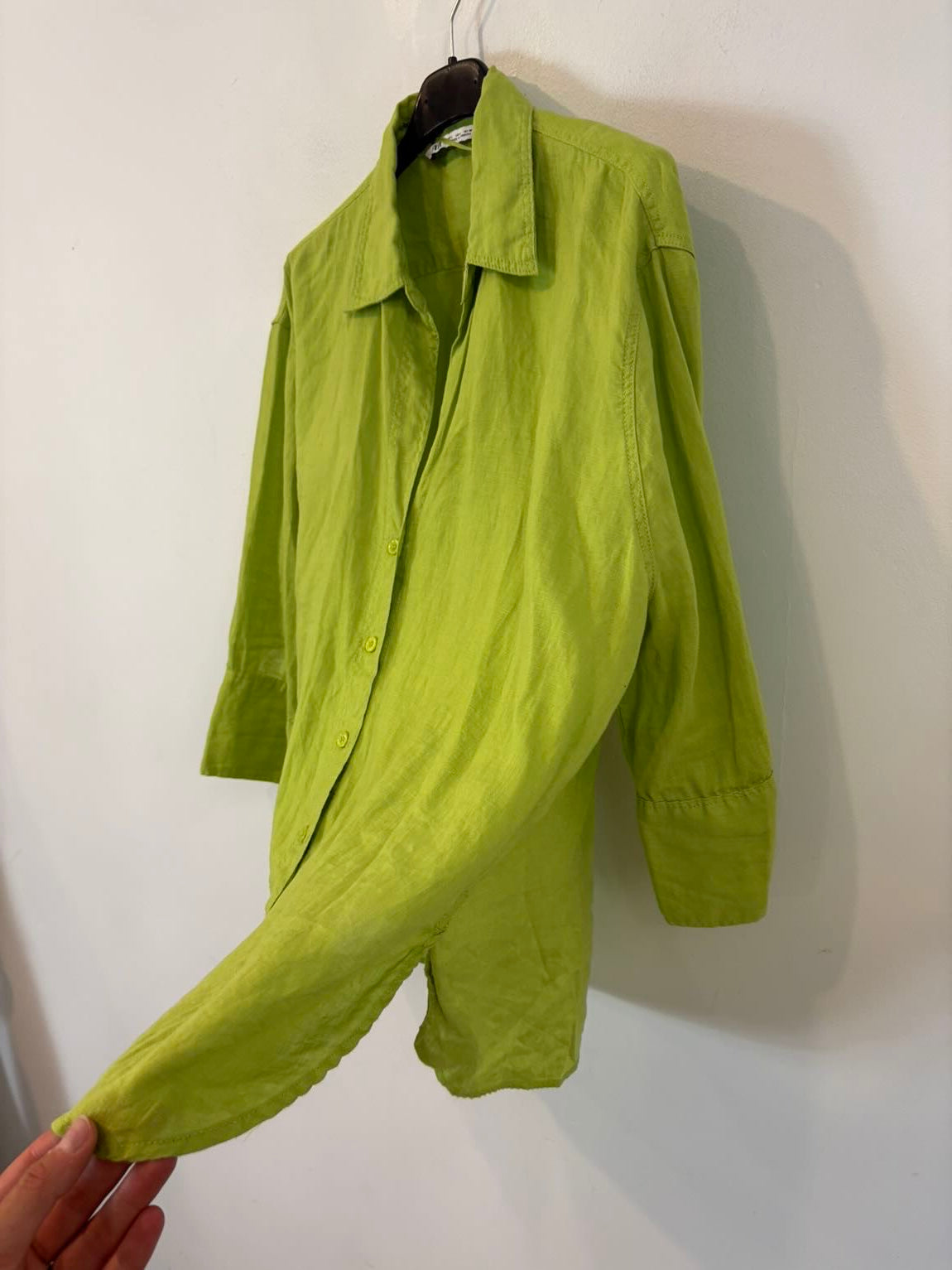 ZARA. Camisa lino verde lima
