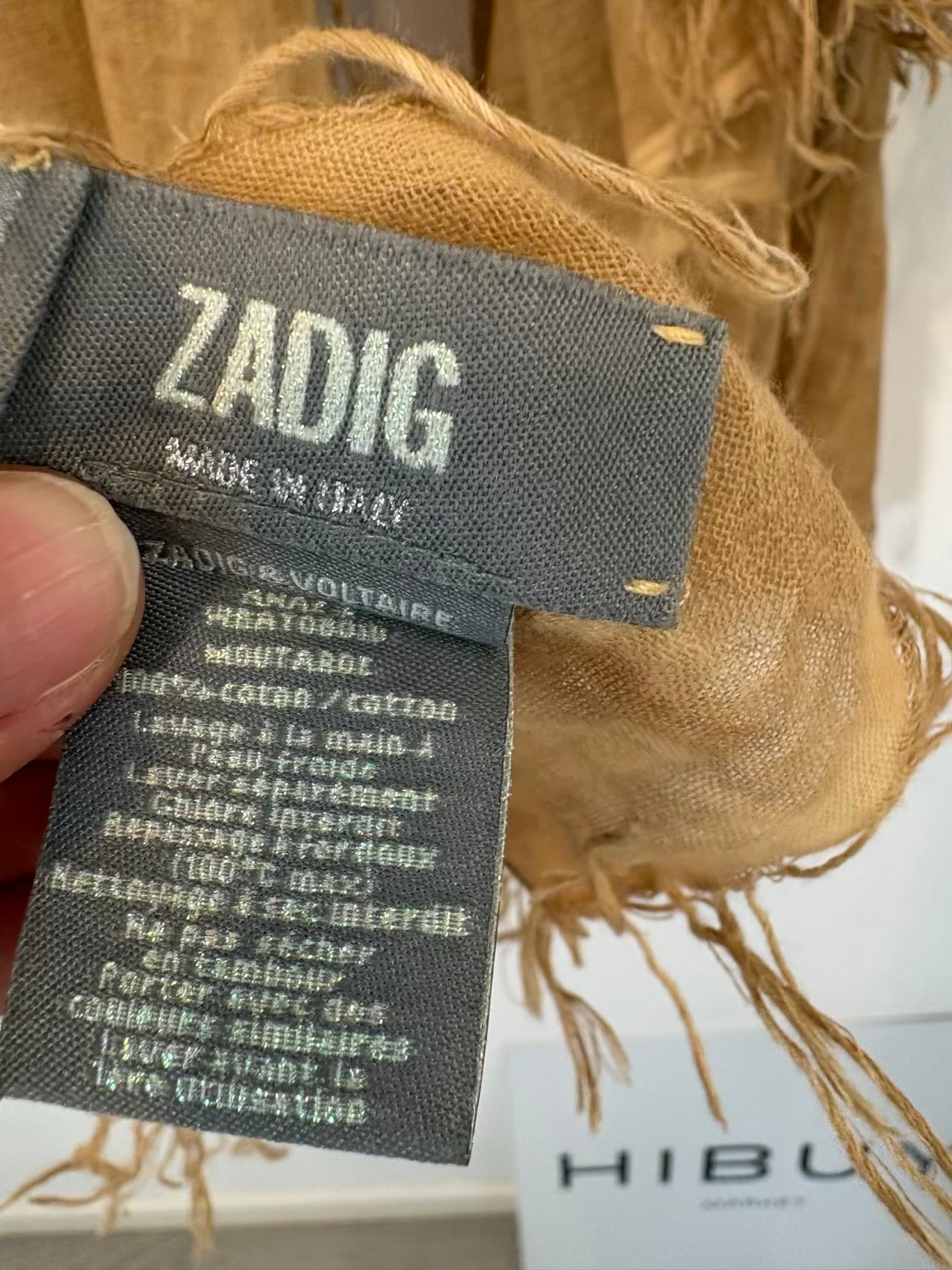 ZADIG & VOLTAIRE. Pañuelo color tierra algodón
