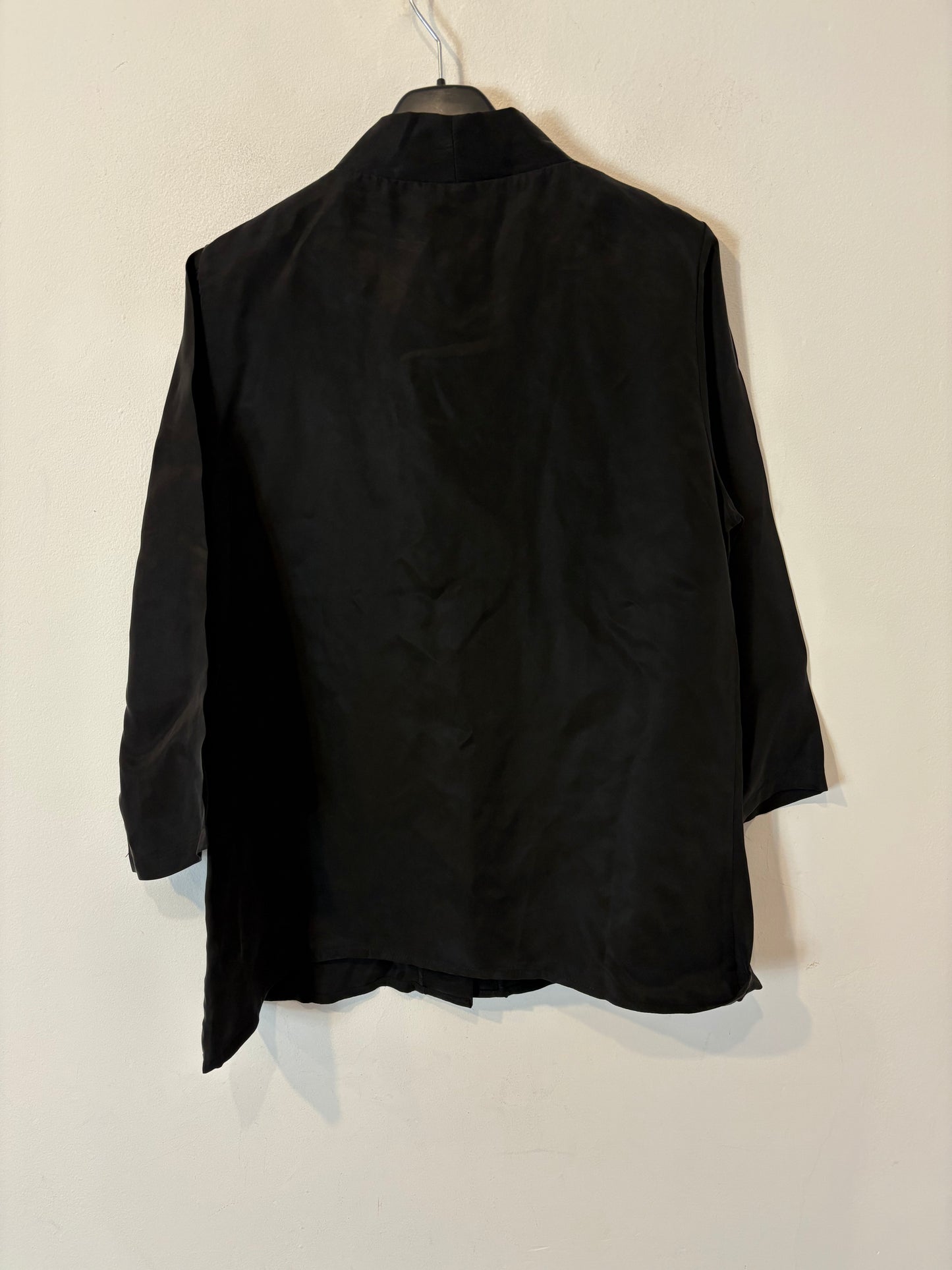 PALOMA LAYUD. Blusa negra cupró fluida