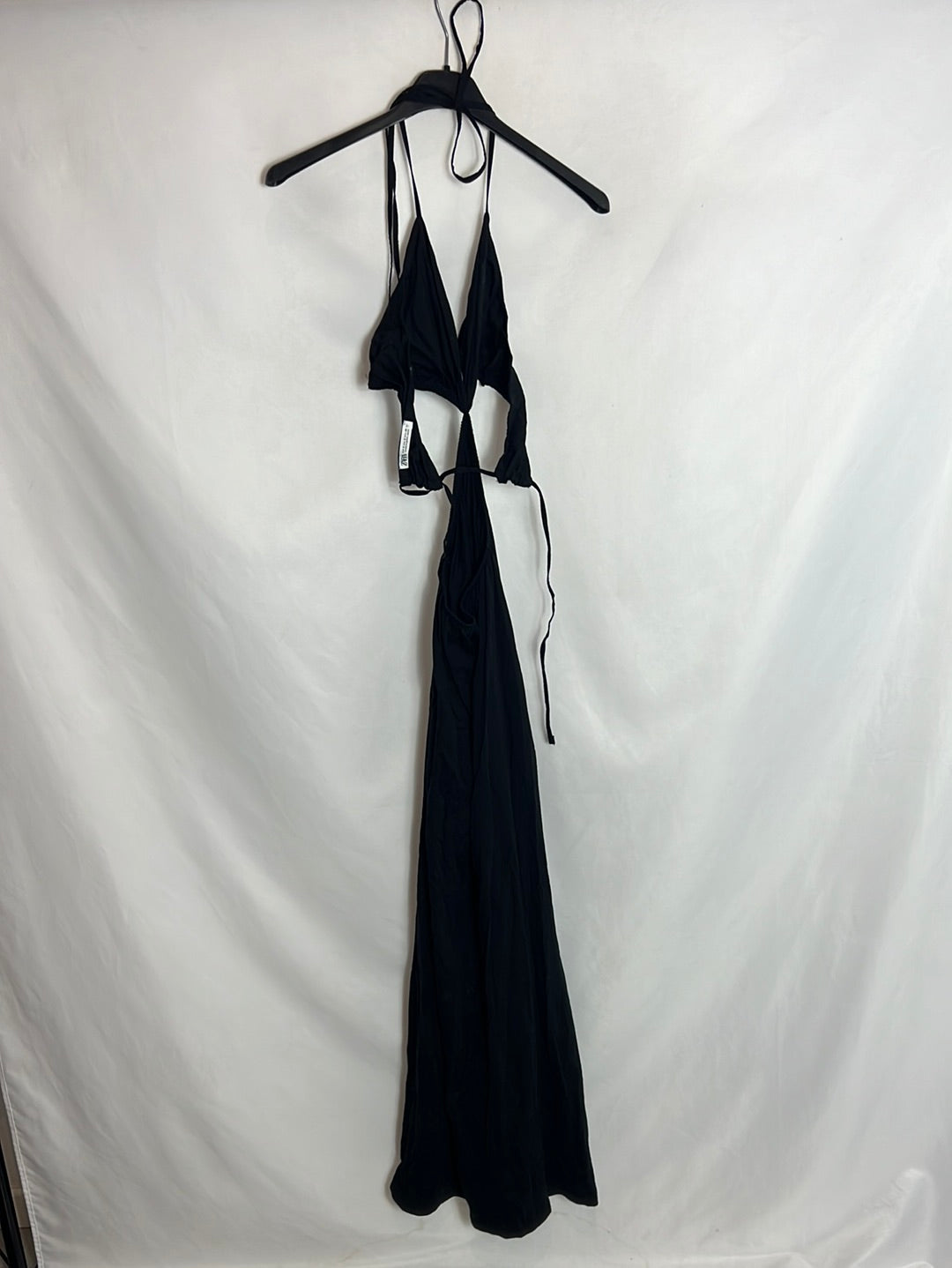 ZARA. Vestido negro largo aperturas . T S