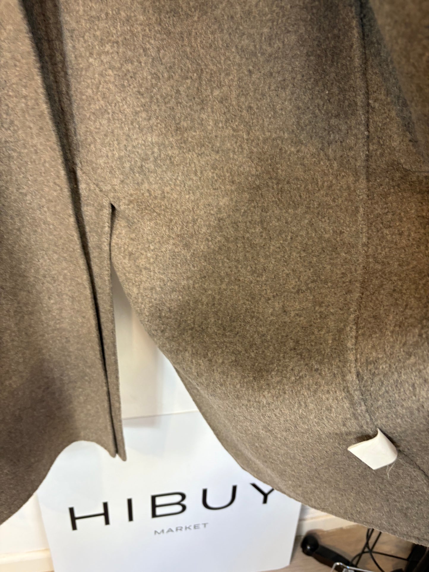 OTRAS. Abrigo largo topo