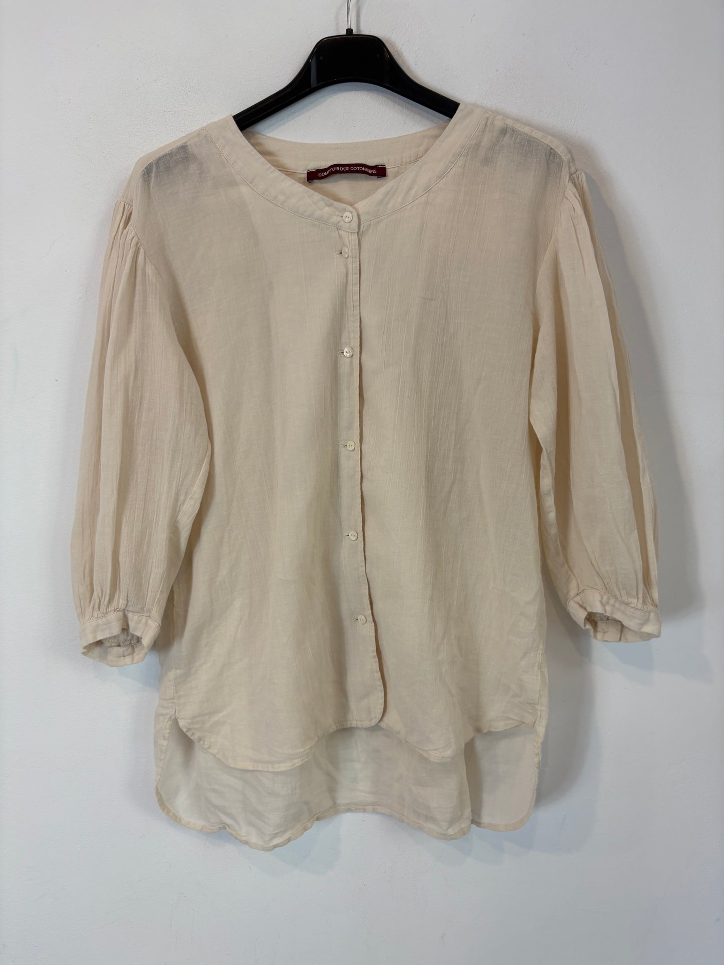 COMPTOIR DES COTONNIERS. Light beige cotton blouse. T 34