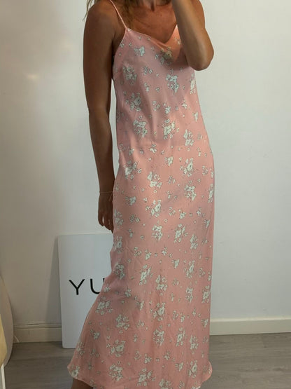 Vestido largo rosa estamapdo