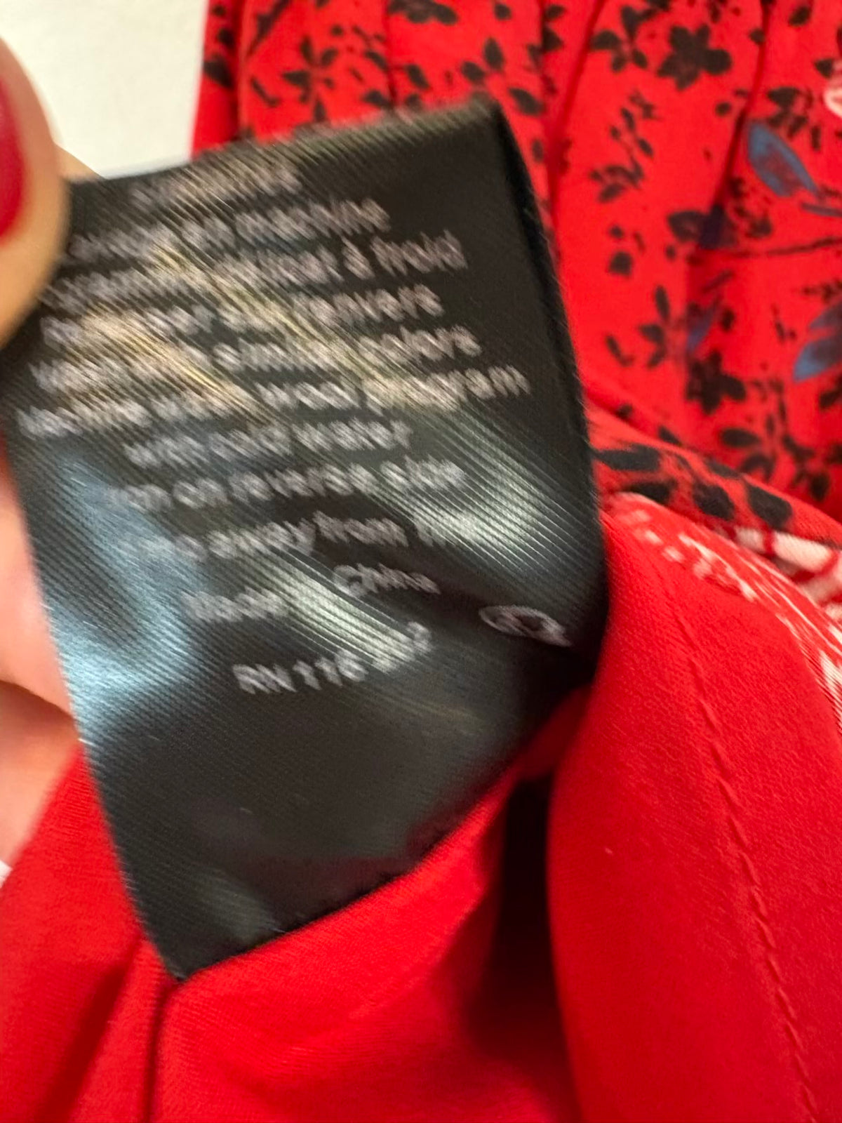 ZADIG & VOLTAIRE . Falda larga seda en rojo abertura