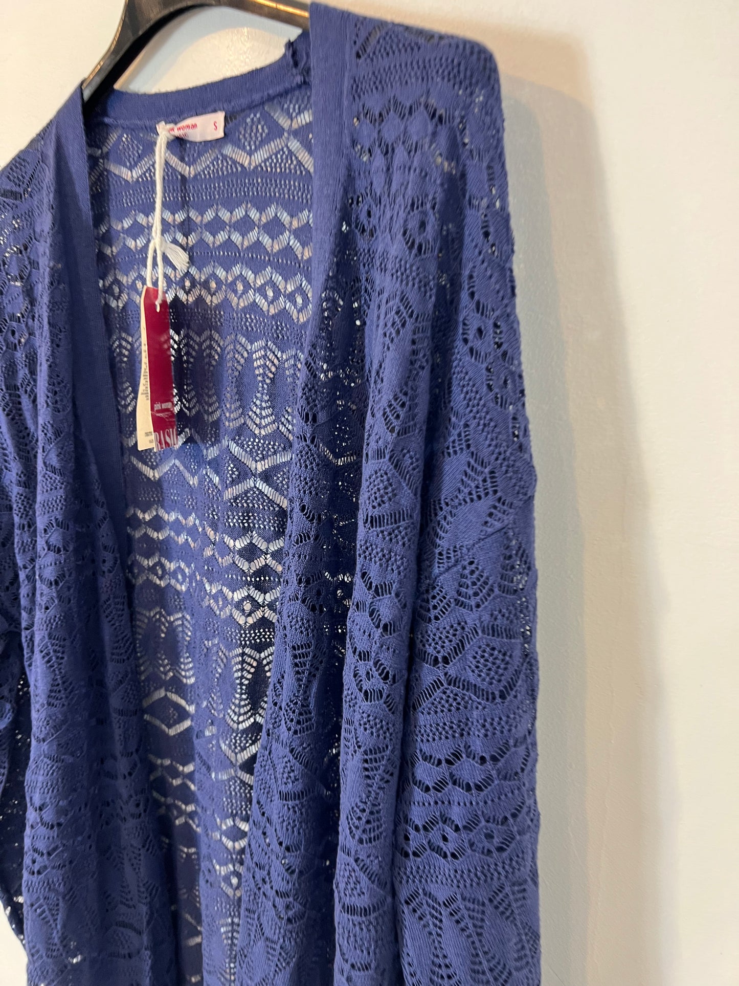 PINK WOMAN. chaqueta troquelada azul  T.s