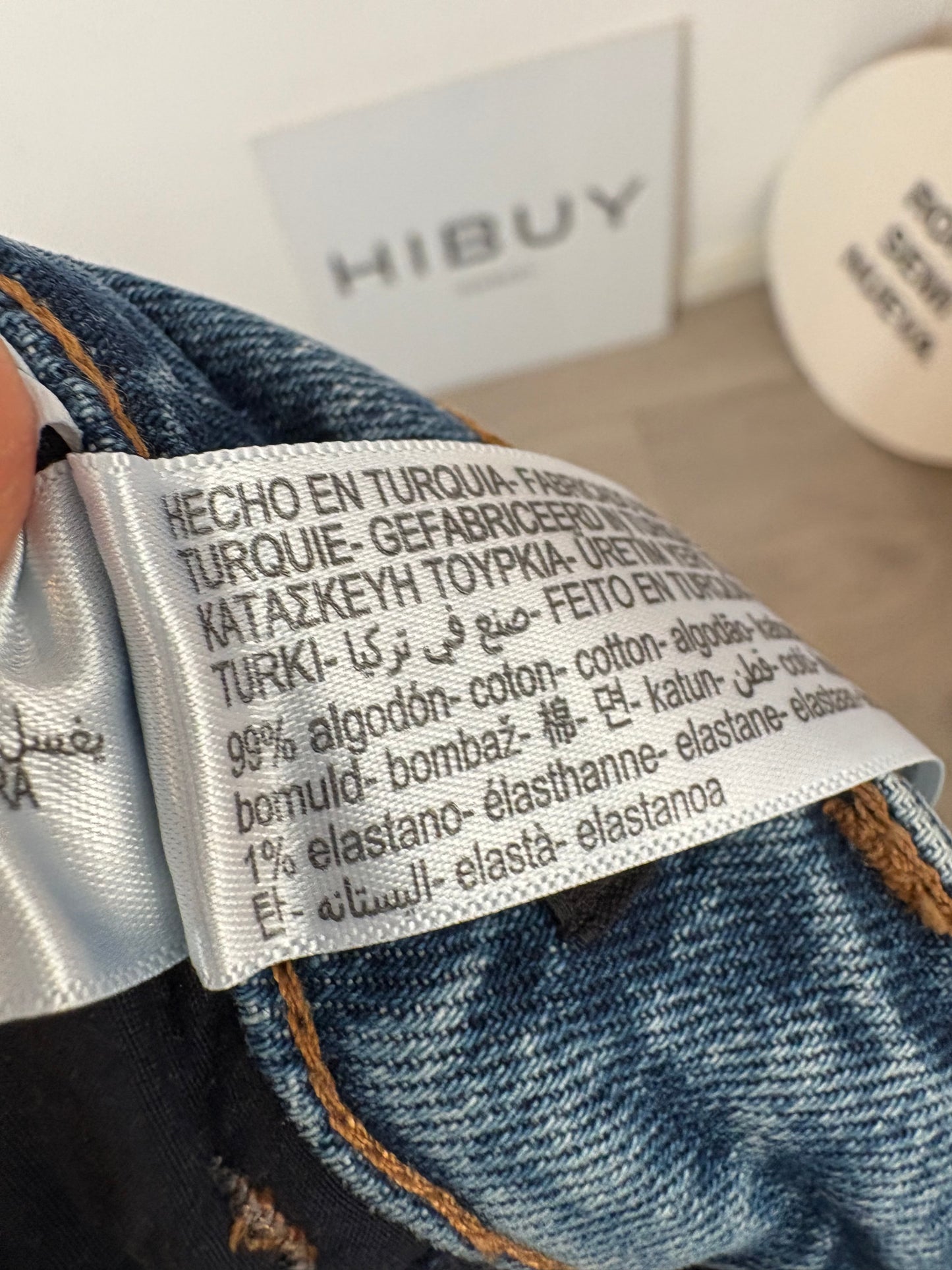 MASSIMO DUTTI. Denim recto cintura media