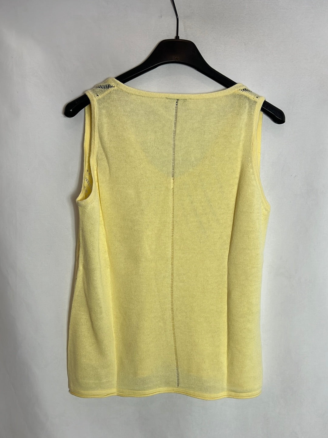 OTHERS. Yellow thread top. TS