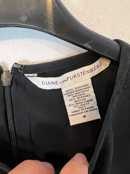 DIANE VON FURSTENBERG. Tricolor silk top. T.S.