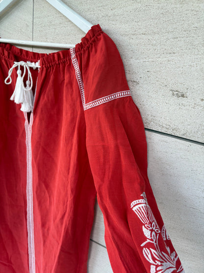 MAJE. Vestido corto rojo bordados. T 1 (S)