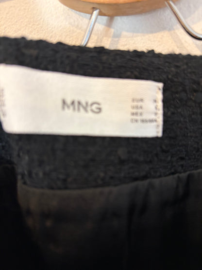 MANGO. Falda tweed botones dorados