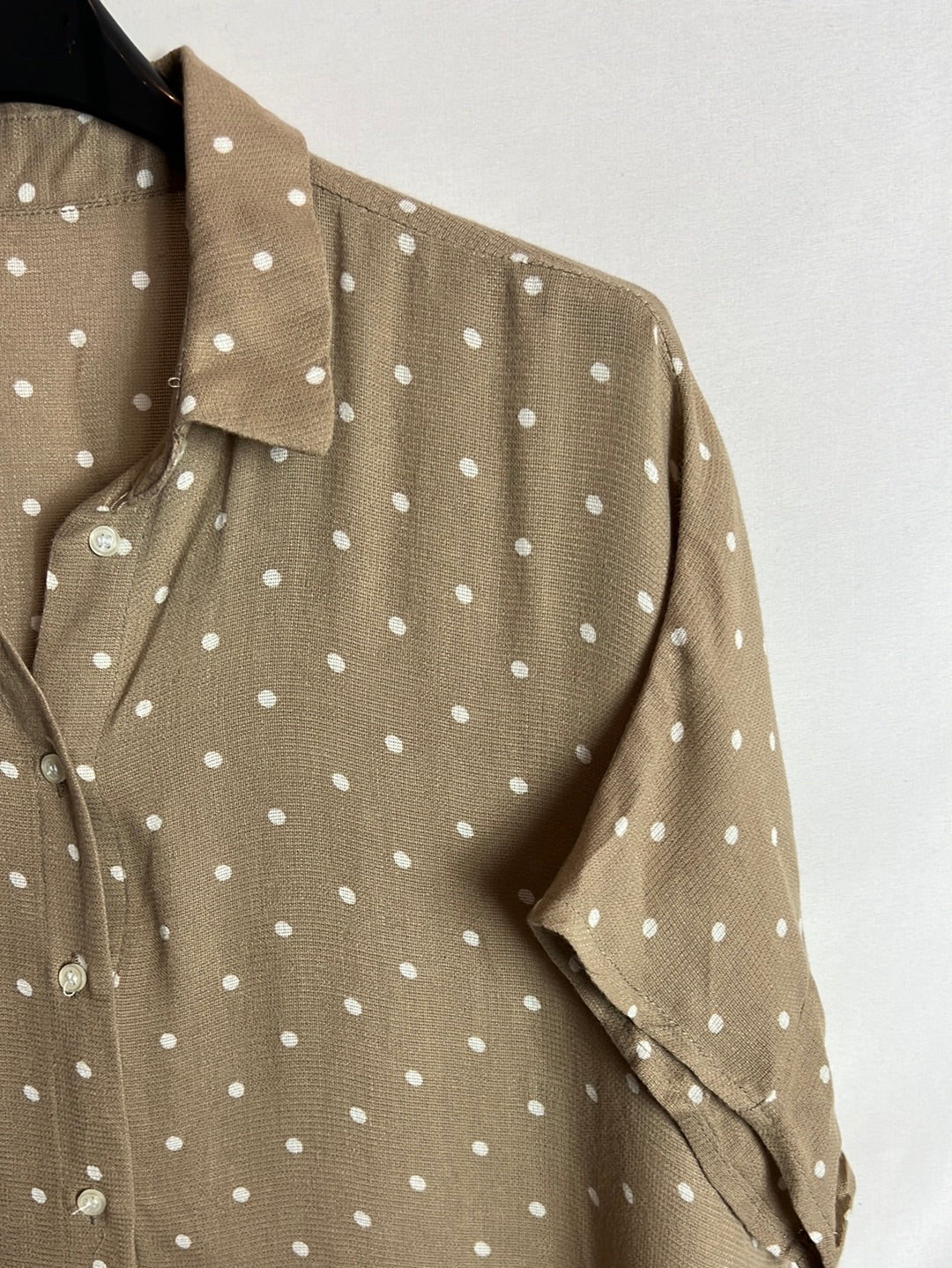 OTHERS. Dark beige polka dot blouse. TM
