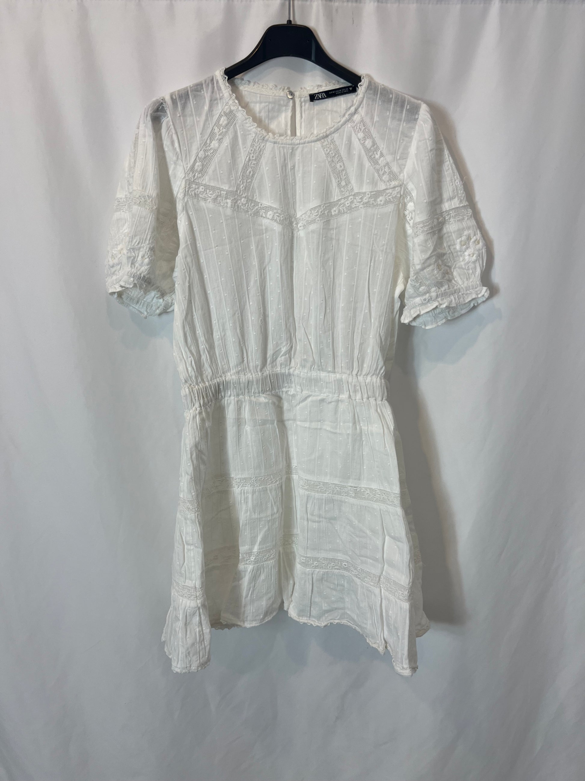 ZARA. Short white lace dress TM Hibuy market ZARA. Short white lace dress TM Hibuy market