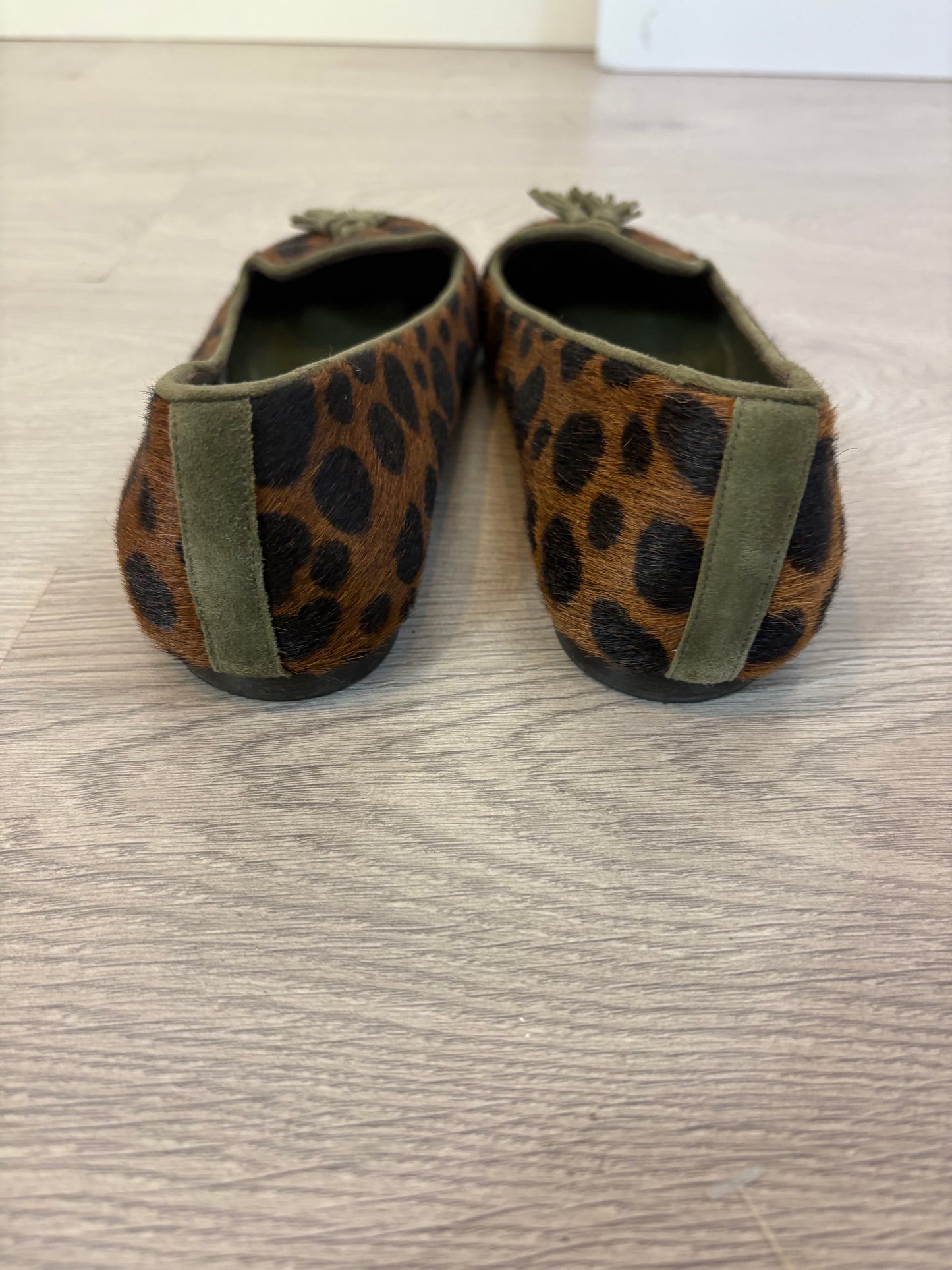 MISLITA. Slippers piel animal print