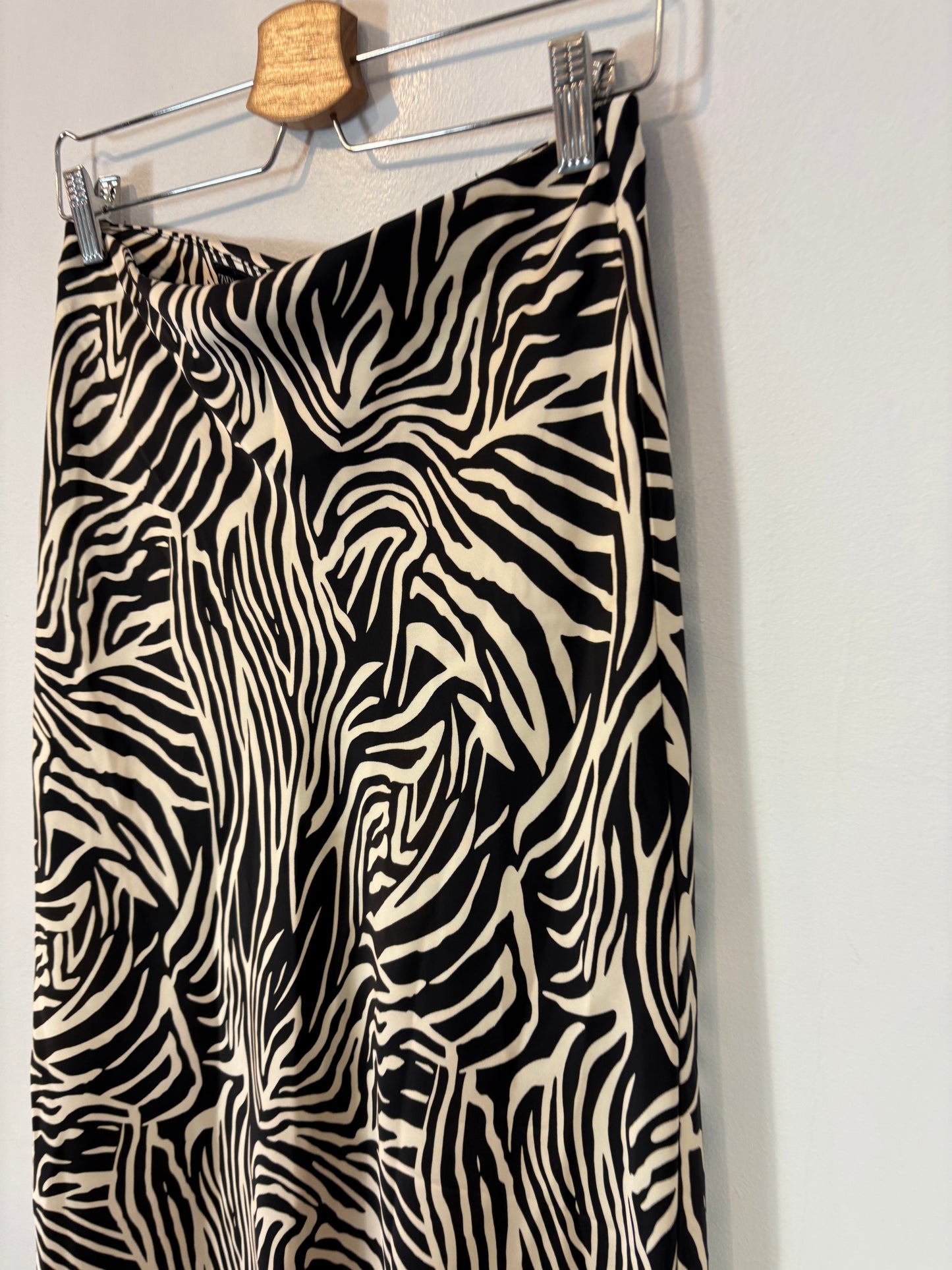 ZARA. Black stretch knit top. TL