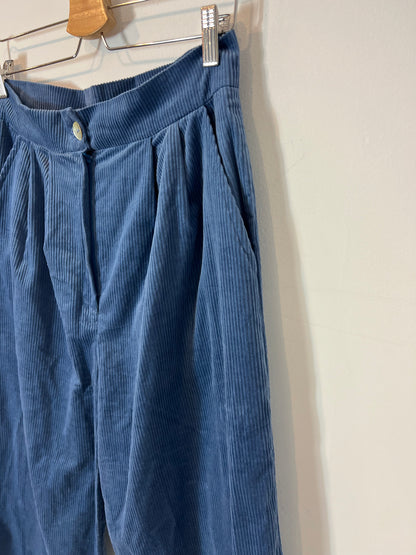 POPPELIN. Total look chaleco y pantalón pana T.m/l