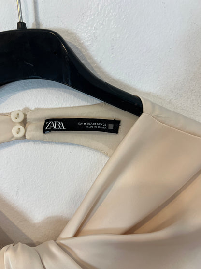 ZARA. Vestido largo beige T.m