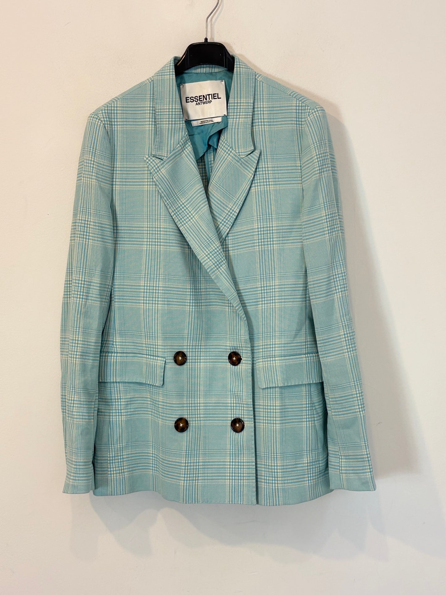 ESSENTIAL. Blue checked blazer, size 38
