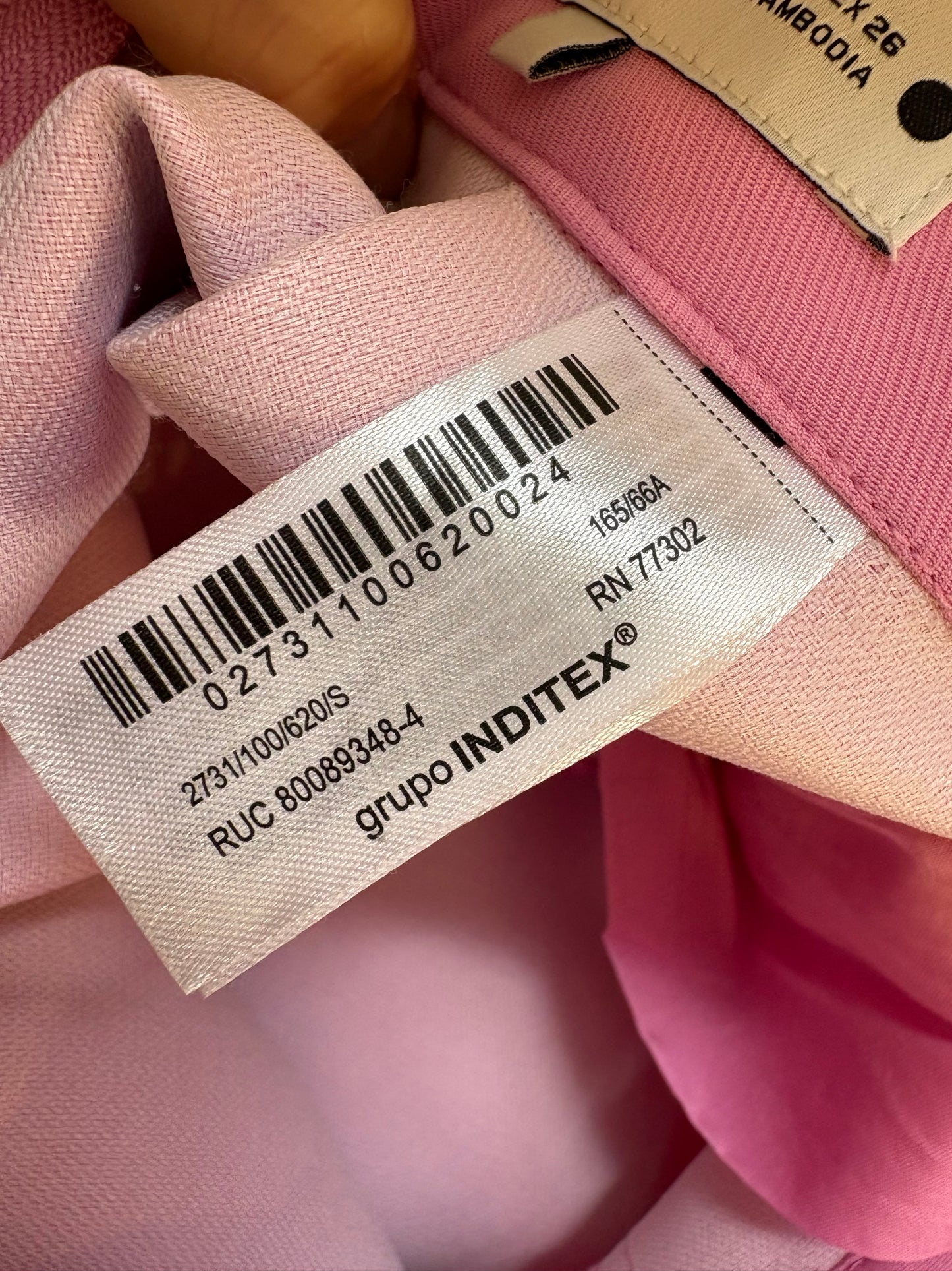 ZARA. Falda midi tablas con bolsillos