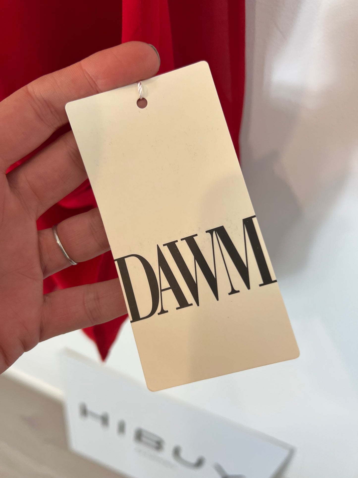 DAWN. Mono corto rojo fluido. T M