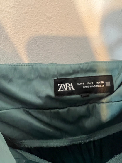 ZARA. Vestido largo fluido escote. T S