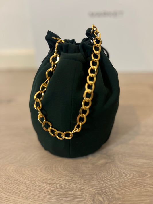 OTRAS. Bombonera verde tela