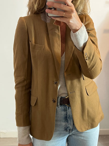 WINDSOR. Blazer cashmere camel detqlle cuello