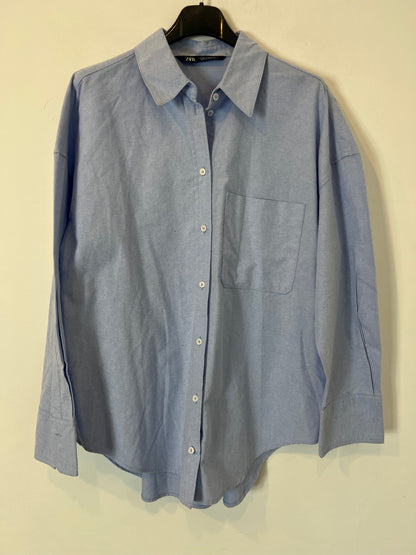 ZARA. Light blue oxford shirt. Size XS