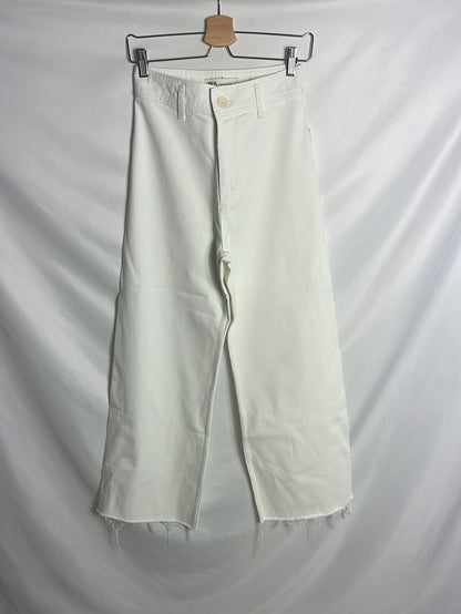 ZARA. White denim culottes. Size 38