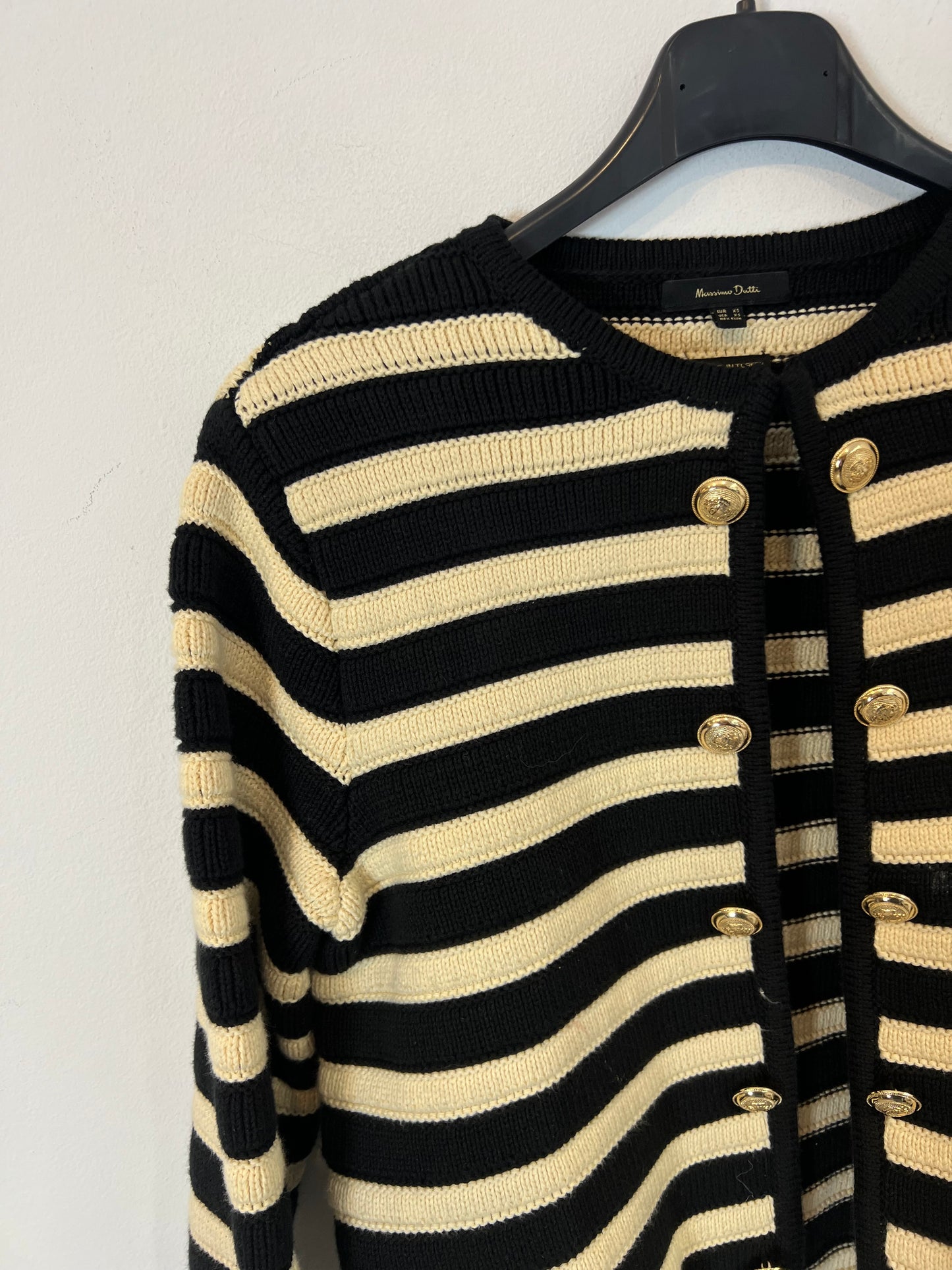 MASSIMO DUTTI. Cárdigan rayas botones dorados. T XS