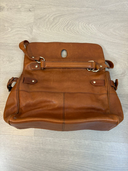 UTERQÜE. Bolso piel camel