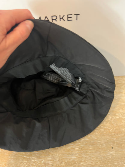 ZARA. Black bucket hat TM