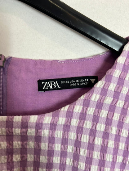 ZARA. Vestido vichy morado elástico. T XS