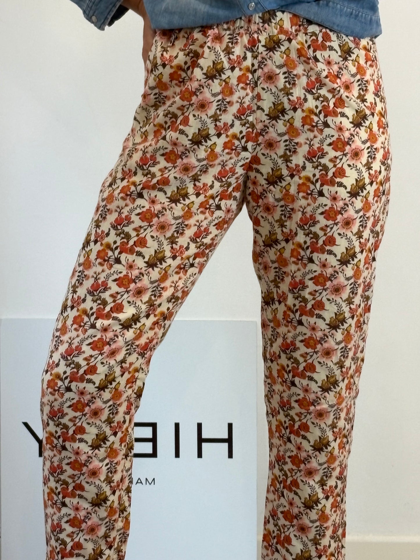 LEON &amp; HARPER. Floral cotton trousers. TS