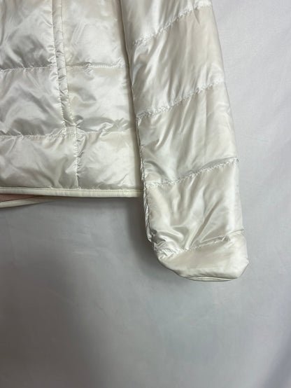 COMPTOIR DES COTONNIERS. Lightweight two-tone reversible feathers. T.S.