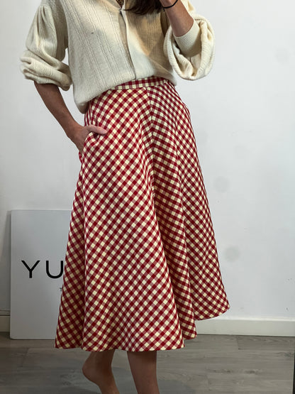 ZARA. Falda midi cuadros vuelo