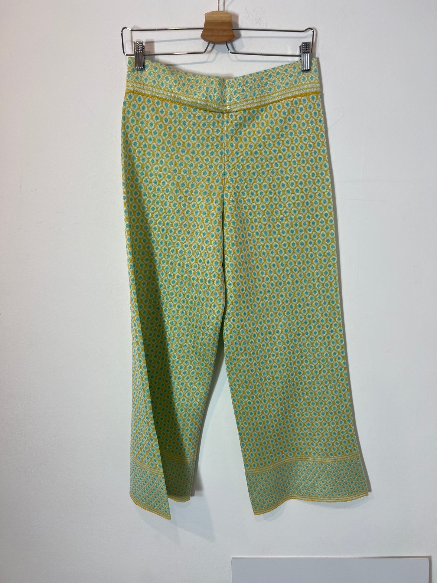 ZARA. Total look estampado detalles hilos T.m/l