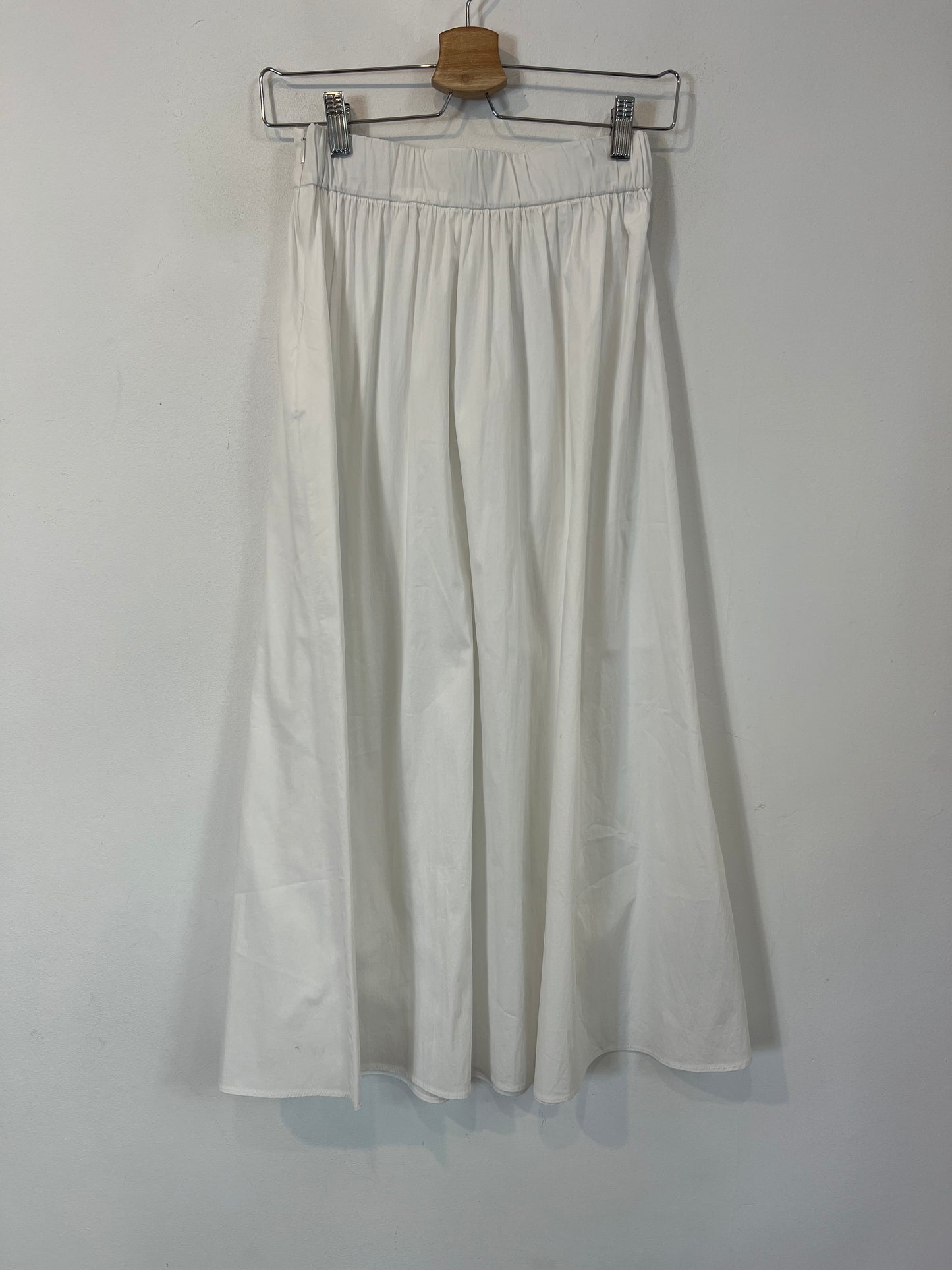 MANGO. Falda blanca evasé