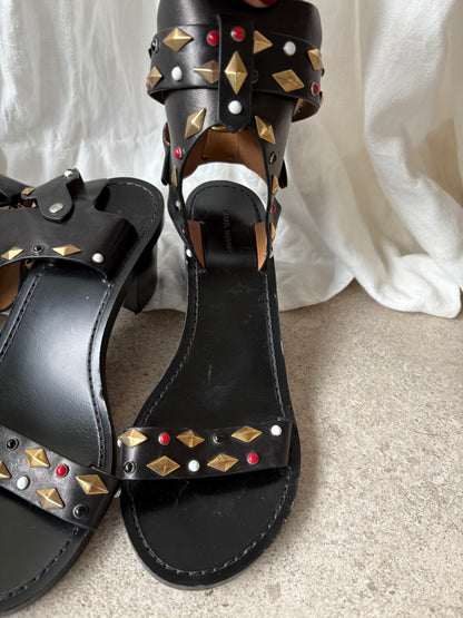 ISABEL MARANT. Sandalia piel tachuelas