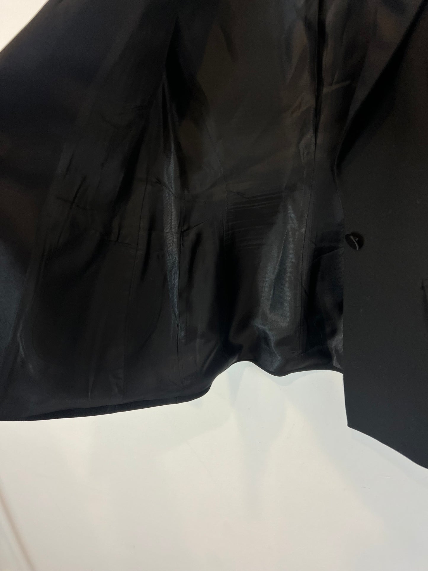 ZARA. Blazer negra solapa satinada. T S