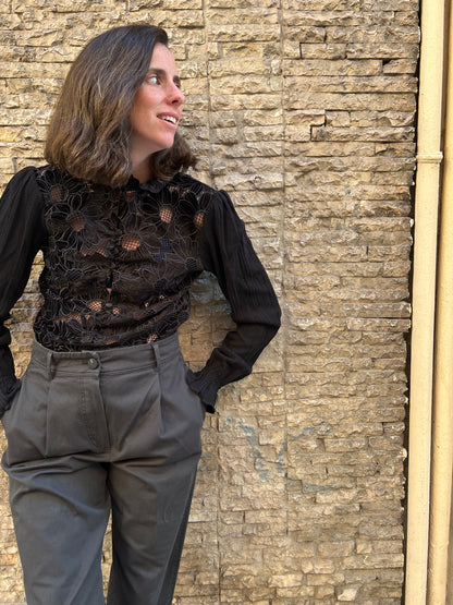 SANDRO. Top negro flores encaje T.2(s/m)