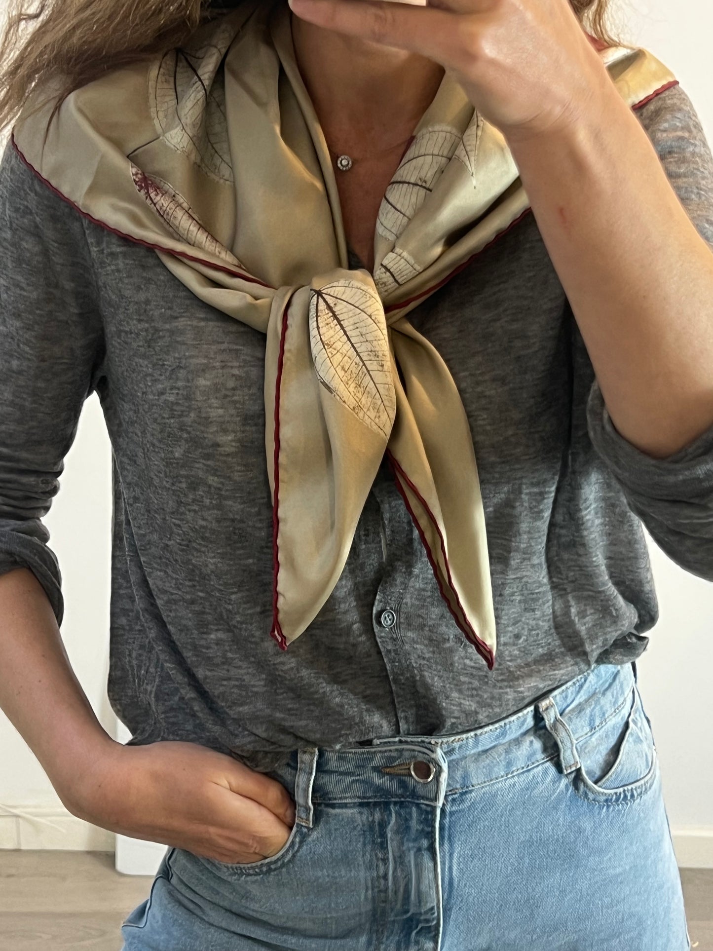 CAROLINA HERRERA. Silk leaf scarf